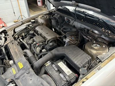 Conjunto de filtro de aire usado se adapta a: Buick Skylark 1993 2,3 grado A Foto 1 de 4