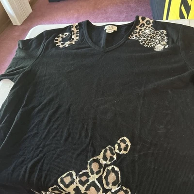 Camisa Teddi para mujer negra con estampado de leopardo va alrededor del cuello talla XL NUEVA CON ETIQUETAS Foto 1 de 4
