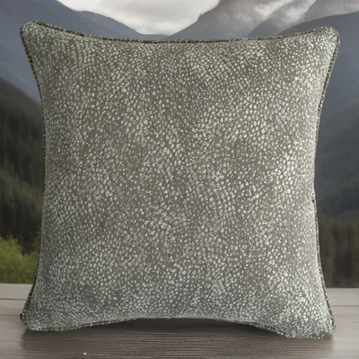 Funda de cojín de 16 pulgadas en tela de acero Laura Ashley Alnwick Foto 1 de 2