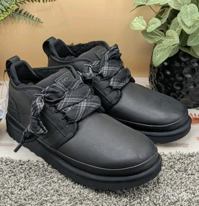 New UGG Neumal Mens Size 11 Chukka Boots Black Lace Up Casual Comfort - Picture 1 of 8