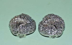 Vintage Costume Silver-Toned Knot Style Clip-On Earnings Very Nice! - Picture 1 of 8