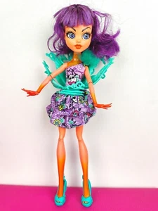 Monster High Doll Shockingly Shy, Scared Silly - Picture 1 of 3