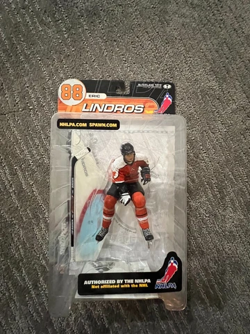 Eric Lindros #88 McFarlane Toys Series 2 NHLPA Sportspicks New Factory Sealed Cover