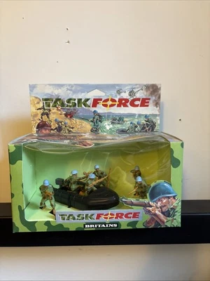 Fuerza de Tarea Británica #7606 Artesanía de Asalto, Tripulación y Figura de Acción Foto 1 de 4