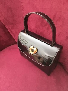Retro Black Handbag With Gold Tone Hardware Decoration Fish - Picture 1 of 18