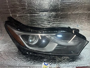 2018- 2020 Chevrolet Equinox Right Passenger Xenon HID w/DRL Headlight OEM H31 - Picture 1 of 12