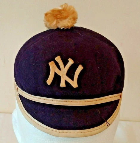 Vintage Early Baseball Hat Cap Wool Kids Beanie Ball NEW YORK YANKEES 1930s? MLB Cover