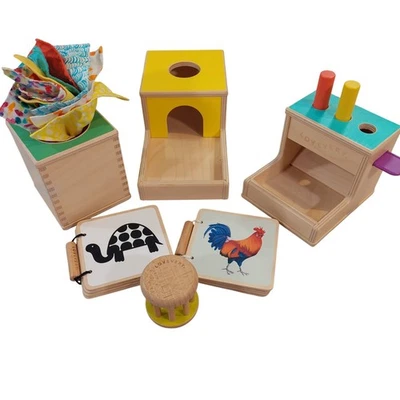 Lovevery Монтессори Деревянная Тканевая Коробка Игрушка для Активности, Погремушка, Книги, Колышек - Изображение 1 из 4