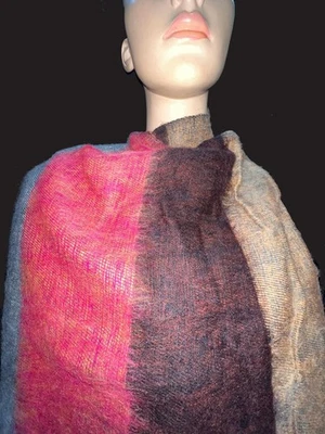 Sw261 Womens oversized Yak Wool Blend Throw reversible soft blanket shawl Nepal - Image 1 of 4