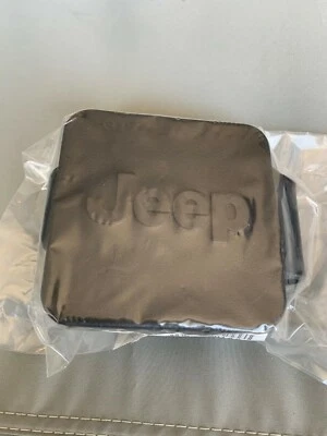OEM Jeep 2" Hitch Receiver Plug Wrangler Rubicon Cherokee Liberty Patriot Mopar - Image 1 of 2