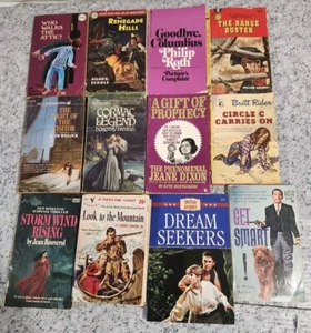 Lot Of 12 Vintage Popular Paperback Books - Bild 1 von 2
