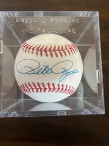 BÉISBOL AUTOGRAFIADO PETE ROSE AUTENTICADO POR PSA AP63882 COMO NUEVO - Imagen 1 de 3