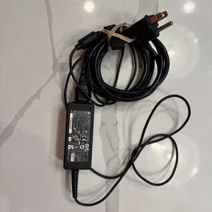 Delta Electronics AC/DC Adapter - ADP-40PH BB - [19V 2.1A Power Charger 40W Plug - Bild 1 von 3