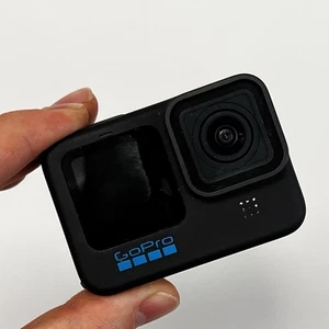 GoPro HERO10 Waterproof Action Camera - Black - For Spares or Repairs - Picture 1 of 7
