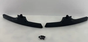 Samsung 32" TV UN32J4000AF Stand Legs with Screws 1701-0565-0000 1701-0564-9000 - Picture 1 of 3