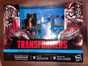 Transformers Studio MTMTE Deluxe Ground Soldier & Elite Seeker NUOVO SIGILLATO - Foto 1 di 2