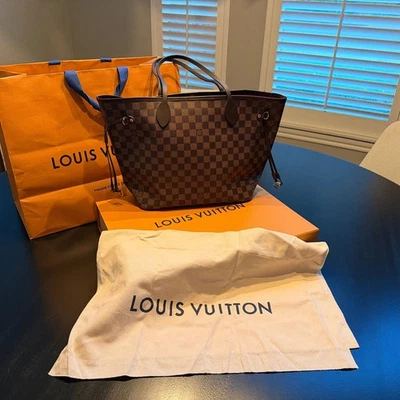 Сумка с короткими ручками Louis Vuitton Neverfull MM Damier Ebene вишневая подкладка - Изображение 1 из 4