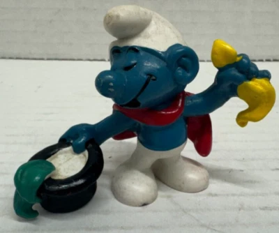 Figura Pitufo De Colección Peyo 1979 Mago Con Cabo Schleich Sombrero Azul Hong Kong Foto 1 de 4