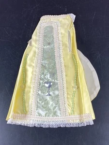 INFANT of PRAGUE JESUS Handmade Vestments Catholic Church Yellow chalice Vtg - Picture 1 of 23