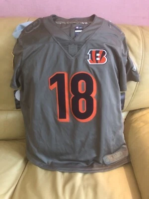 Camiseta de fútbol americano Nike Cincinnati Bengals NFL saludo al servicio para mujer nueva con etiquetas talla L  Foto 1 de 4