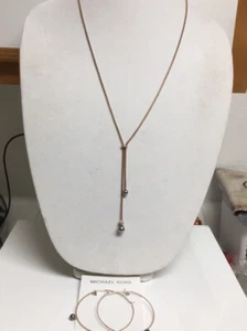 MICHAEL KORS Faux Grey Pearl Rose Gold-tone Hoop Earrings + Necklace NWT Ret$180 - Picture 1 of 9