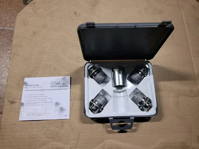 Kit Dadi Antifurto Ruote Originali (Toyota) - Immagine 1 di 4