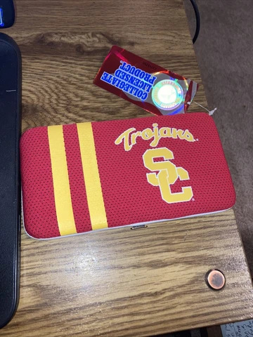 USC Trojans- NCAA Shell Mesh Wallet, Collegiate licensed Product NWT Cover