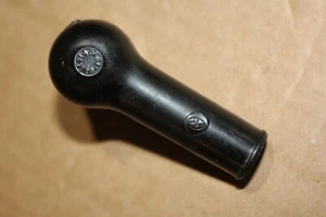 GENUINE ORIGINAL JAWA 250 350 363 MOTORCYCLE SPARK PLUG CONNECTOR TESLA 01-03 - Picture 1 of 7