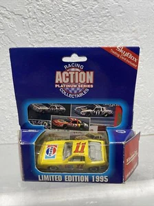 Coche de carreras Action LE Darrell Waltrip Pepsi #11 Winston Cup 1995 sin usar en caja 1:64  - Imagen 1 de 4