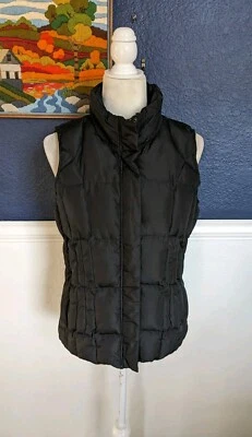 Athletic Works Sleeveless Black Puffer Quilted Winter Vest Zip Sz Medium M - Image 1 of 4
