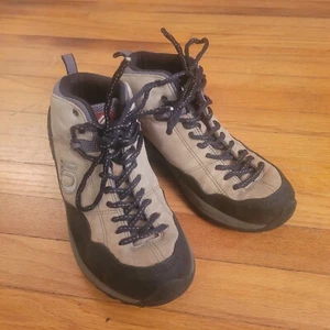 5.10 Five Ten Exum Guide Hiking Shoes Boots High Top US 8 / EU 41 - Picture 1 of 7