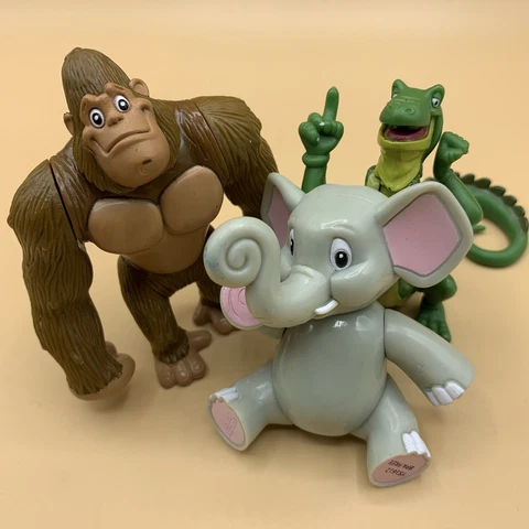 Rainforest Cafe Iggy Iguana, Gorilla Ape, Tuki Elephant Action Figure Lot of 3 Cover
