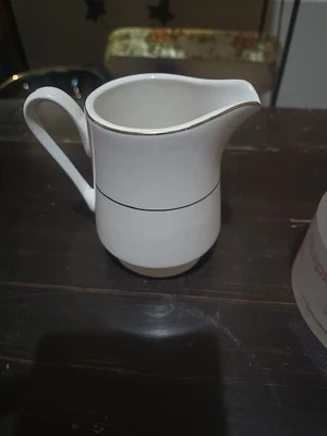 Esmoquin Gold Creamer, de Gibson Foto 1 de 4