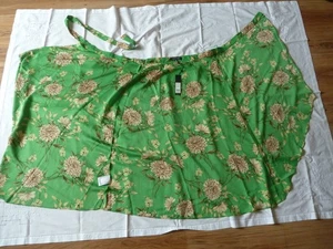BCBG MAXAZRIA Floral Wrap Skirt size L with tag lovely piece , - Picture 1 of 8