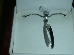 Daring Diamonds Sleek pendant with chain SRP $84.99 - Picture 1 of 4