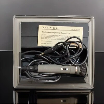 Micro Optimus&UNIDIRECTIONAL MICROPHONE Dynamic Micro M:33-3018,500 ohms,20'Cord - Image 1 of 4