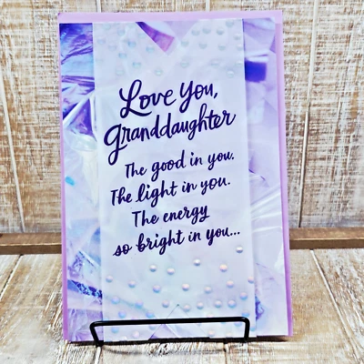 Cartão de aniversário Hallmark neta roxo prata texturizado amor - Imagem 1 de 4