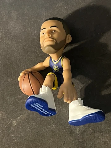 smALL-STARS Micro Minis NBA Stephen Steph Curry #30 3" Figure Cover