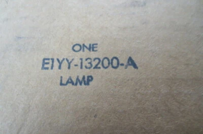 Luz marcadora de giro derecha 81-84 Ford Escort Mercury Lynx E1EB-13215-AE  Foto 1 de 4