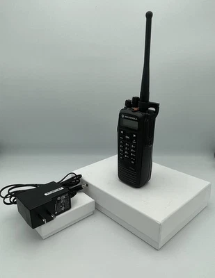 MOTOROLA XPR6550, UHF, 4W, 1000 CH, DIGITAL, New Bat, Ant, Chg,Special* - Image 1 of 4