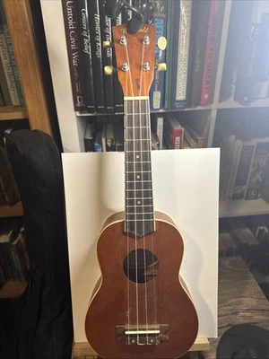 Mitchell MU40NT Concert Ukulele - Natural Wood - Image 1 of 4