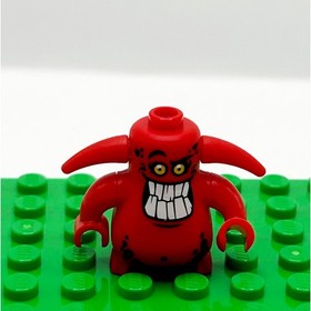 Lego Scurrier 70315 70323 10 Teeth Nexo Knights Minifigure Authentic EUC