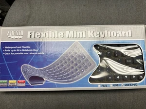 Adesso AKB-210 wasserdichte kompakte Flex Tastatur - Bild 1 von 3