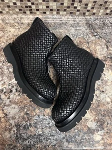 Bottega Veneta Men's Lug Sole Woven Leather Black Boots Size 13 46 Authentic - Picture 1 of 12