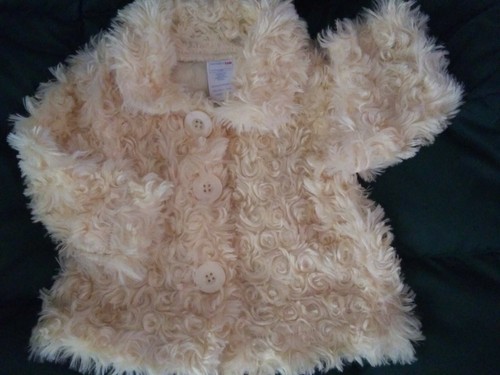 OFF WHITE Wonder Kids Toddlers 12m Faux Fur Jacket. S10