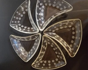 MIKASA "Cheers Dots" Frosted Polka Dot 7" Triangle Dishes-Set of 5 Pre-owned - Picture 1 of 11