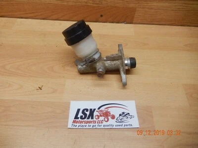 Cilindro maestro de freno Yamaha Rhino 450 660 OEM #41B289 Foto 1 de 4