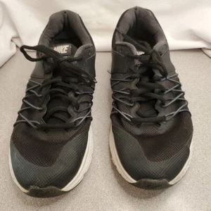 Nike Air Damenschuhe Relentless 6 schwarz Laufen Turnschuhe 843882-001 Größe 9 - Bild 1 von 10