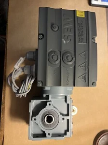 Sew Eurodrive WA30/T DRS71S4/MM03 MM03D-233-00 18215084/0.37KW - Picture 1 of 16