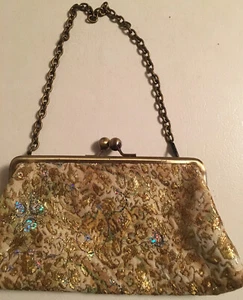 Kenneth Cole Unlisted Ivory W/ Gold Accents Embroidered Evening Purse W/ Chain - Picture 1 of 4
